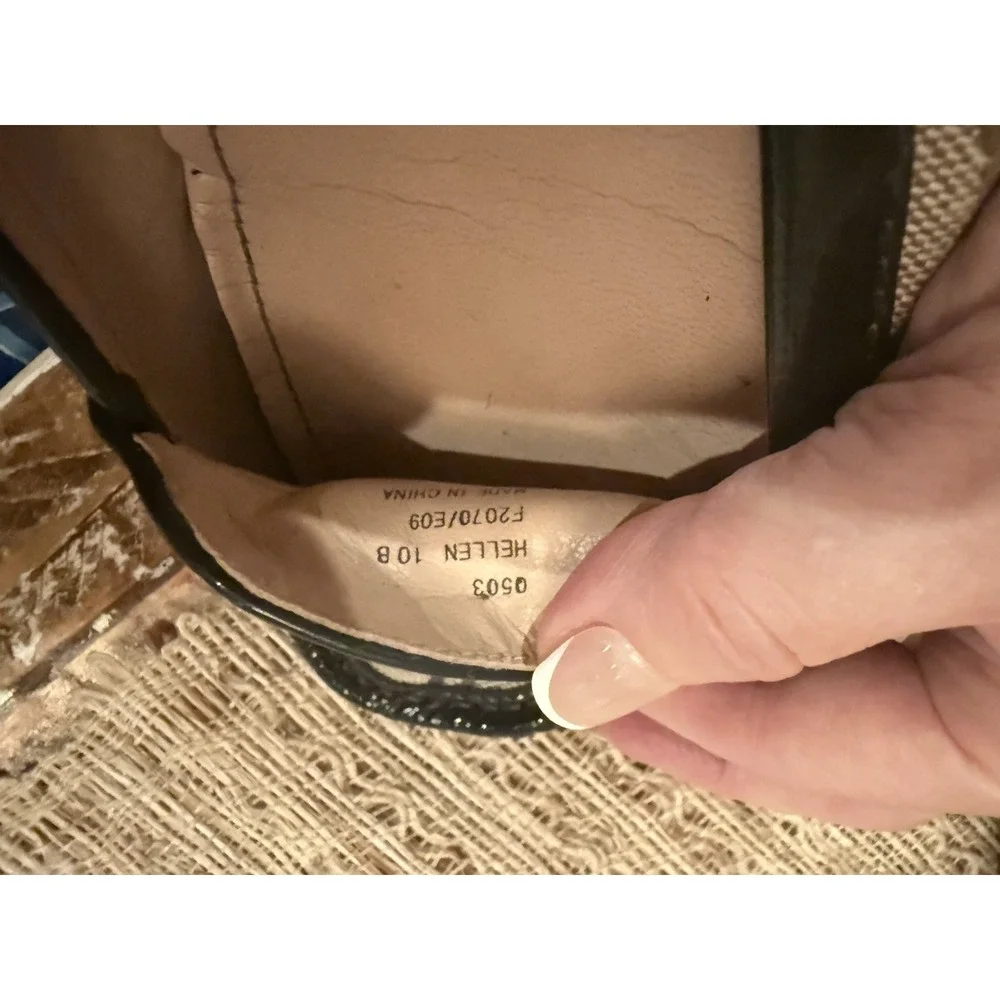 Coach Hellen Women's Brown Signature Canvas Logo Gold Driving Loafers size 10B